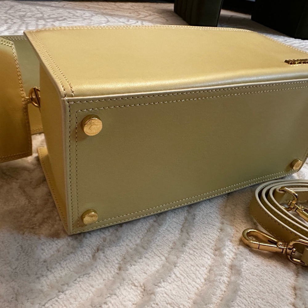 Jacquemus Yellow Crossbody Bag - Picture 11 of 11